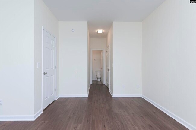 Building Photo - 113 Hutto Hill