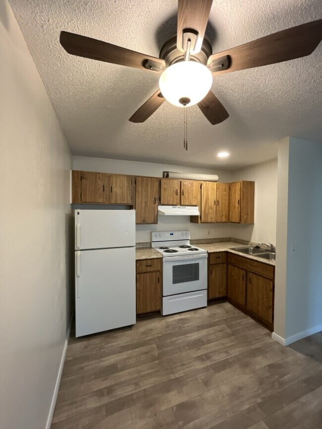 Building Photo - Cozy one bedroom 1 bath condo