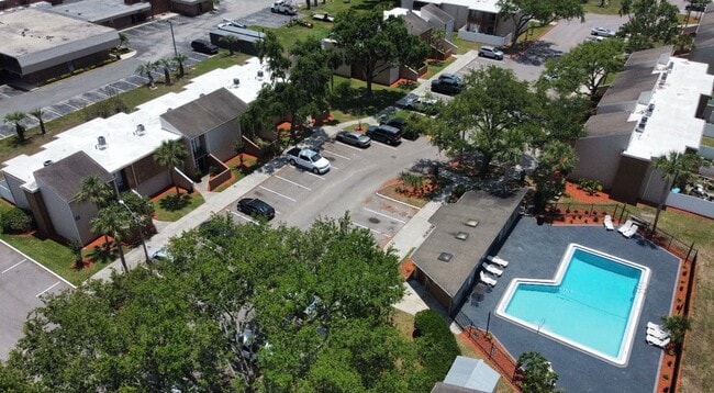 Building Photo - 260 W Van Fleet Dr