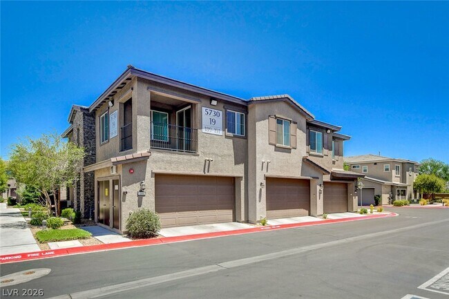 Building Photo - 5730 Sky Pointe Dr