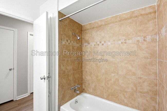Building Photo - 6215 Autumn Arbor Dr