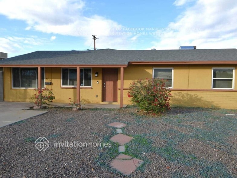 Building Photo - 4048 W Townley Ave