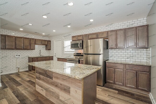 Building Photo - 3545 Ontario St