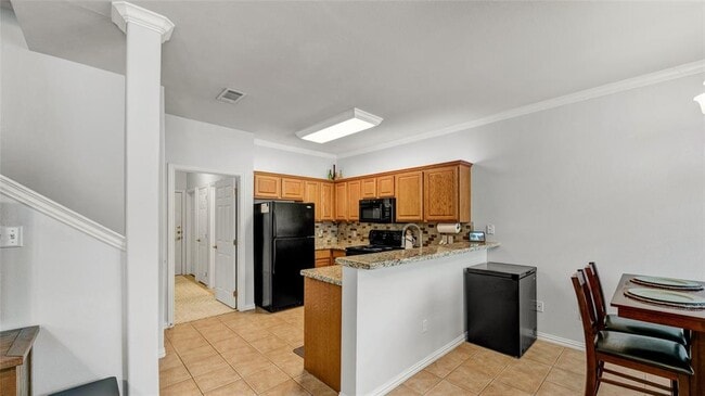 Building Photo - 1001 Krenek Tap Rd