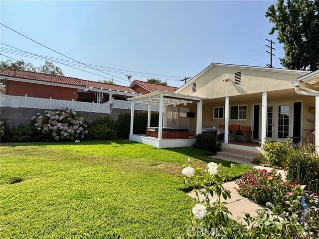 Building Photo - 2758 Paloma St