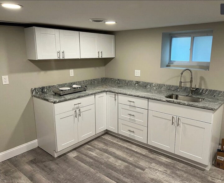 Kitchen Area new - 63 Burnham St