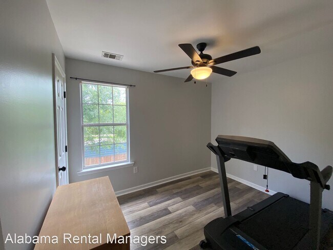 Building Photo - 3 br, 2.5 bath House - 144 Rocky Ridge Drive