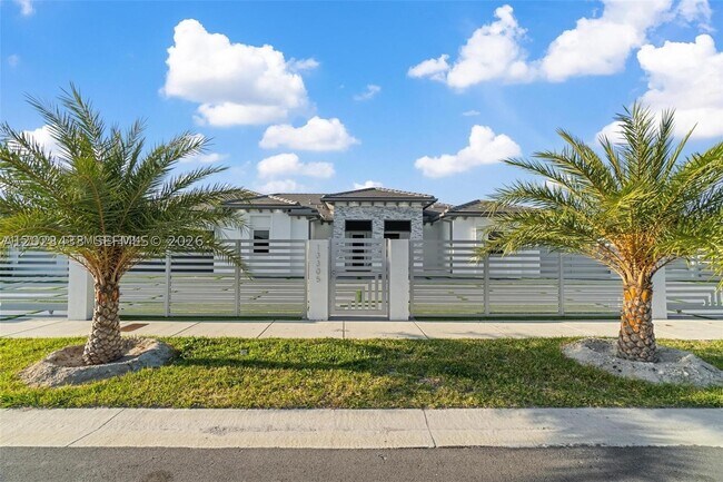 Building Photo - 13305 SW 190th Terrace