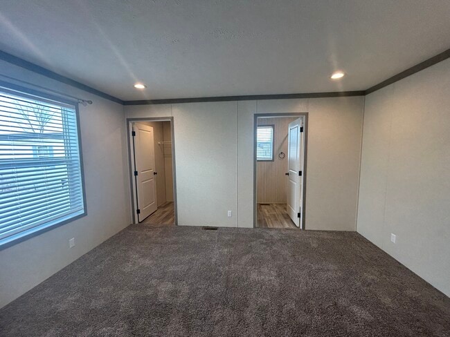 Building Photo - 783 Virginia