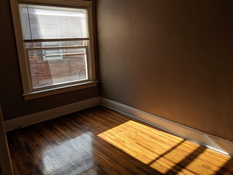 Building Photo - 1854 N 4th St