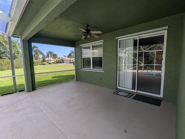 Building Photo - 601 Waverly Cir