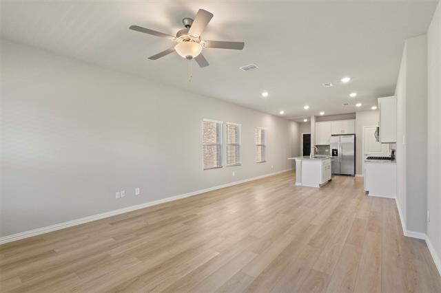 Building Photo - 617 McKenna Dr