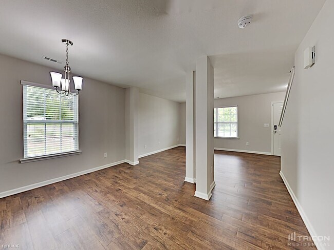 Building Photo - 104 Shadow Woods Rd