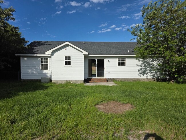 Building Photo - 206 S Ginger Dr