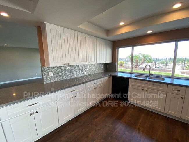 Building Photo - 6440 Lake Arrowhead Dr