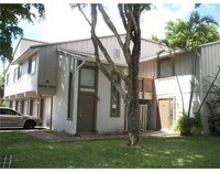 Building Photo - 5814 NW 21st St