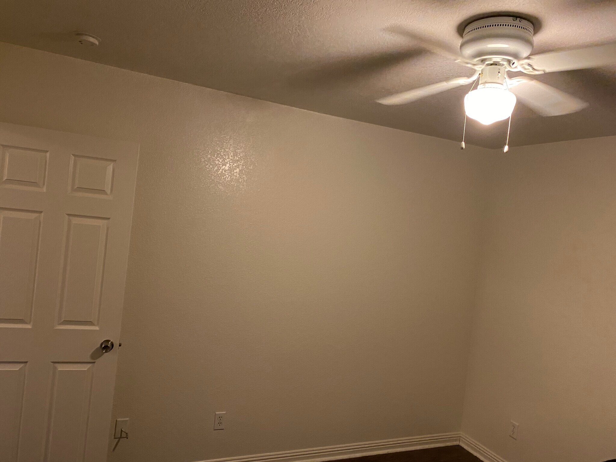 Bedroom 2 - Middle - 219 Turf Dr