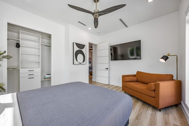 Building Photo - 2175 S Tropical Trail