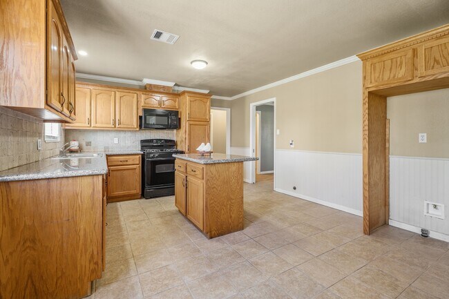Building Photo - 3209 Chestershire Dr