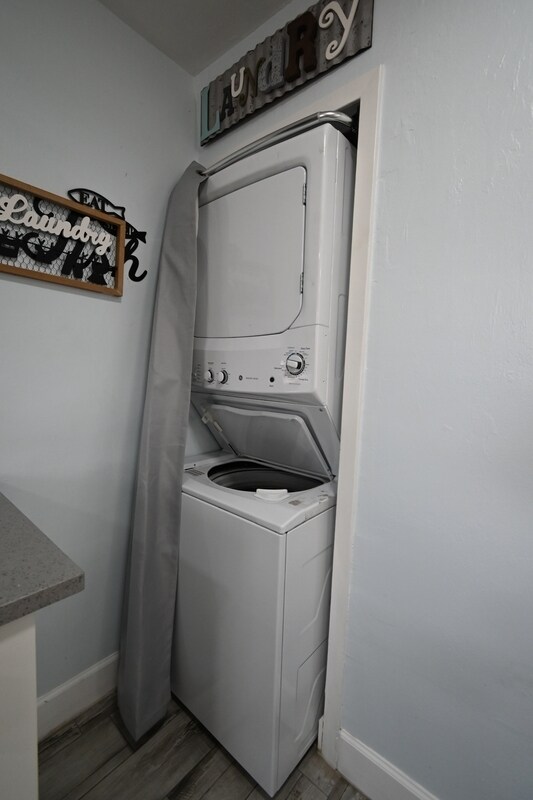 Building Photo - 206 Cape Coral Pkwy W