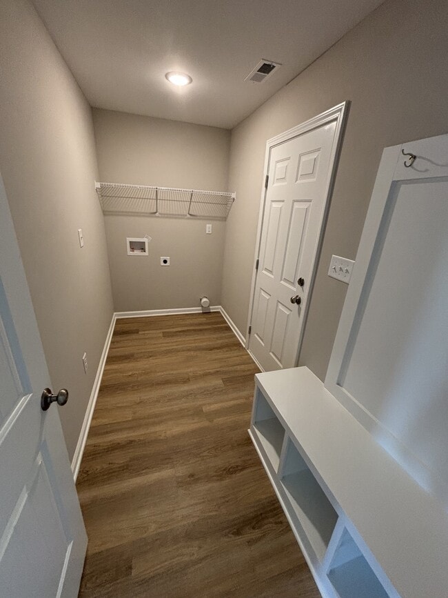 Building Photo - 107 Berkshire Cir