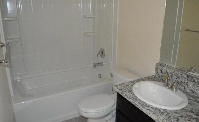 Building Photo - 3715 Bonifacio Way