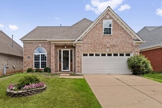 Building Photo - 10492 Ashfarm Way