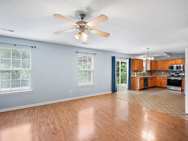 Building Photo - 211 Night Heron Dr