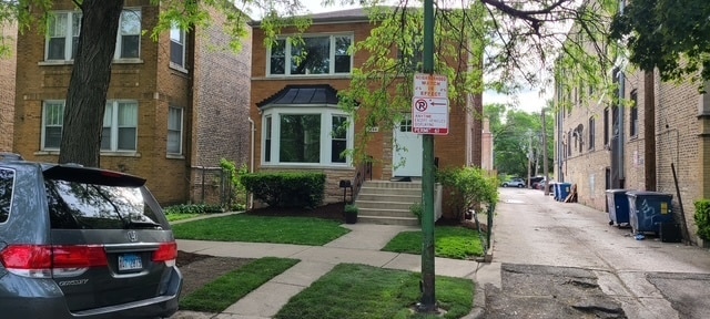 Building Photo - 5144 N Avers Ave