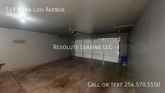 Building Photo - 519 Myra Lou Ave
