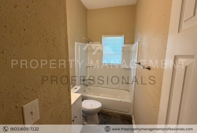 Building Photo - Cozy 3-Bedroom Home in a Convenient Location