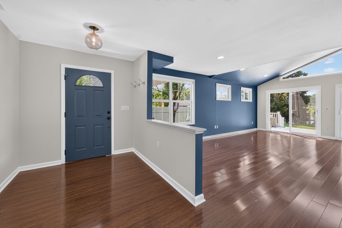 Building Photo - 1035 Chester River Dr