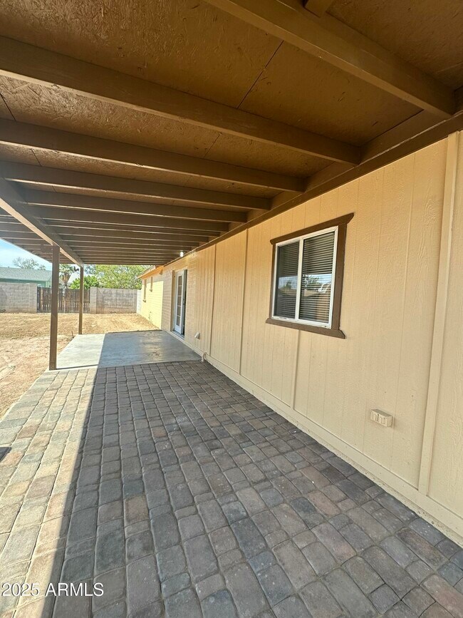 Building Photo - 4324 N 72nd Dr