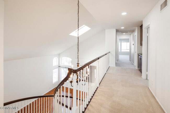 Building Photo - 1851 Fox Springs Cir