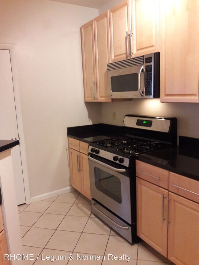 Building Photo - 1 br, 1 bath House - 1201 East West Hwy #110