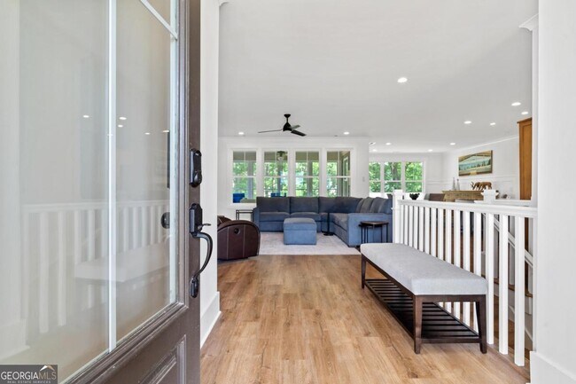 Building Photo - 1100 Hidden Hills Cir