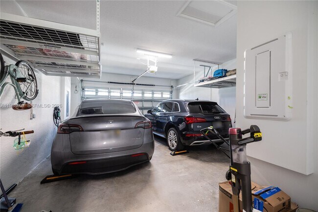 Building Photo - 13939 Prickly Cone Cv