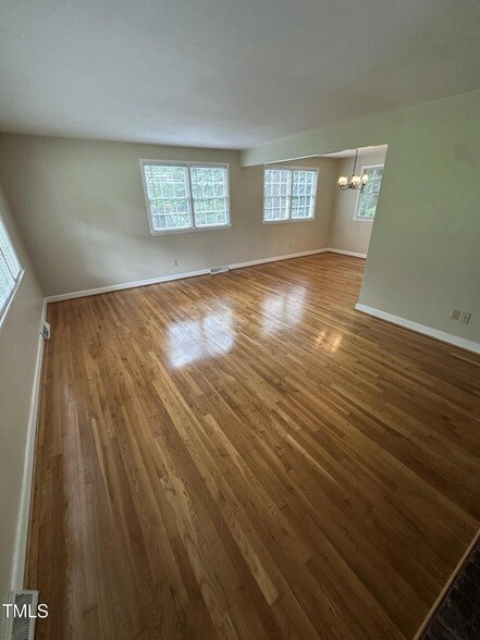 Building Photo - 5317 Coronado Dr