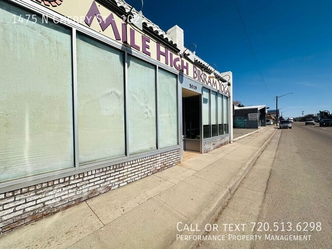 Building Photo - 1475 N Cherry St