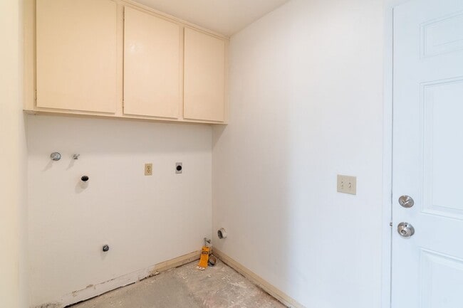 Building Photo - 227 Stanford