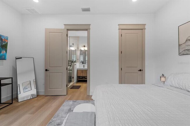 Building Photo - 2407 Harper St