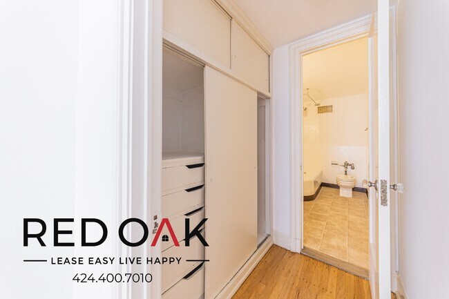 Building Photo - 3278 Wilshire Blvd