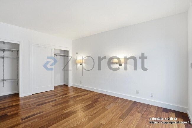 Building Photo - 1200 Opal St