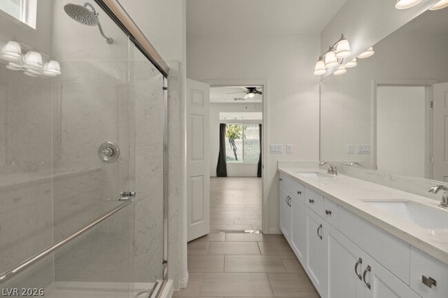 Building Photo - 10597 Aphrodite St