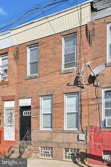 Building Photo - 3422 Helen St