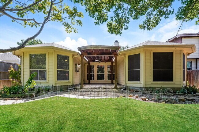 Building Photo - 2708 Berry Hill