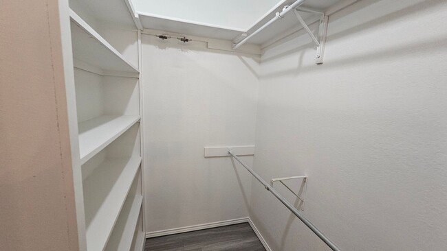 Building Photo - 1700 Kendolph Dr