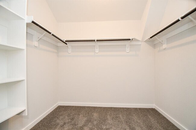 Building Photo - 7542 Coral Ter Dr