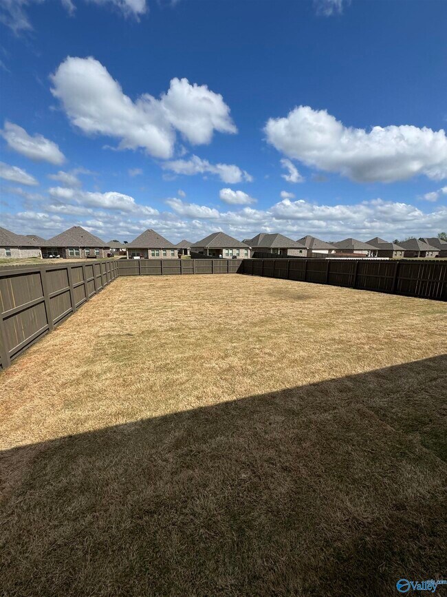 Building Photo - 16702 Ted Childs Dr