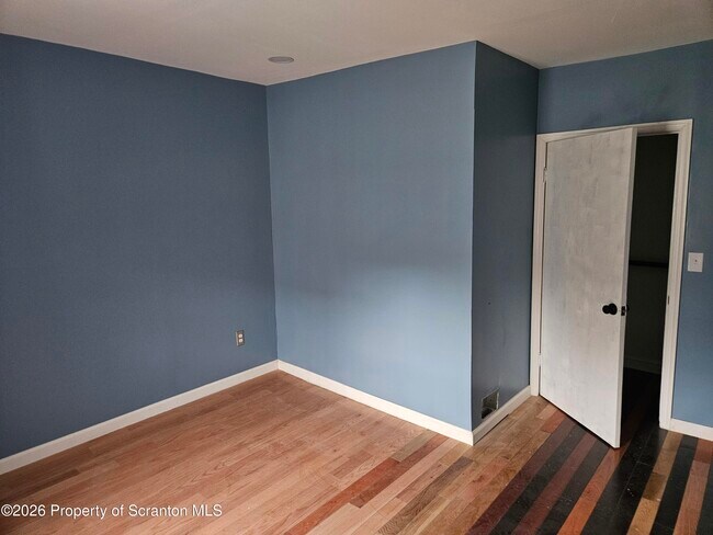 Building Photo - 335 Phelps St